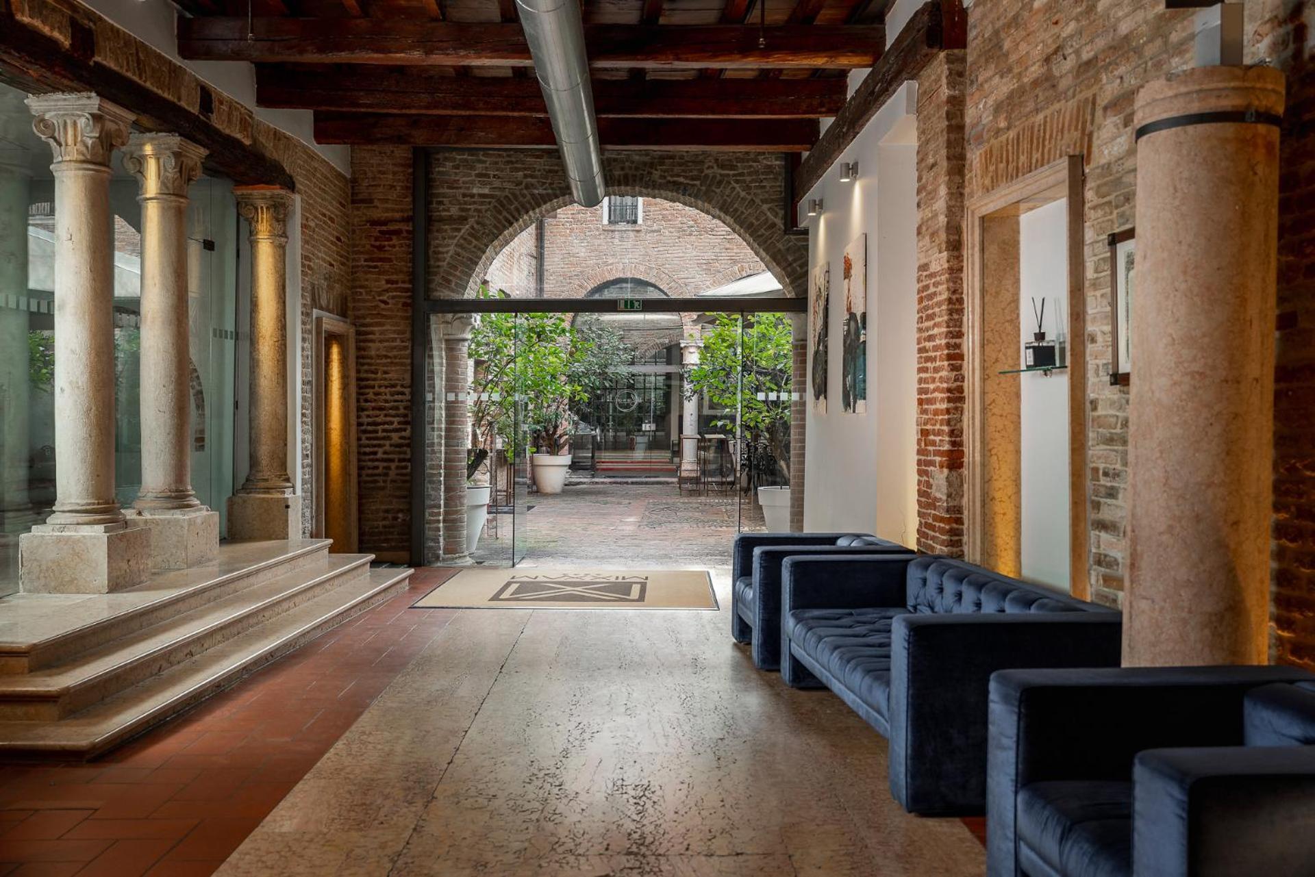 Maxxim Hotel & Loft Ferrara Dış mekan fotoğraf