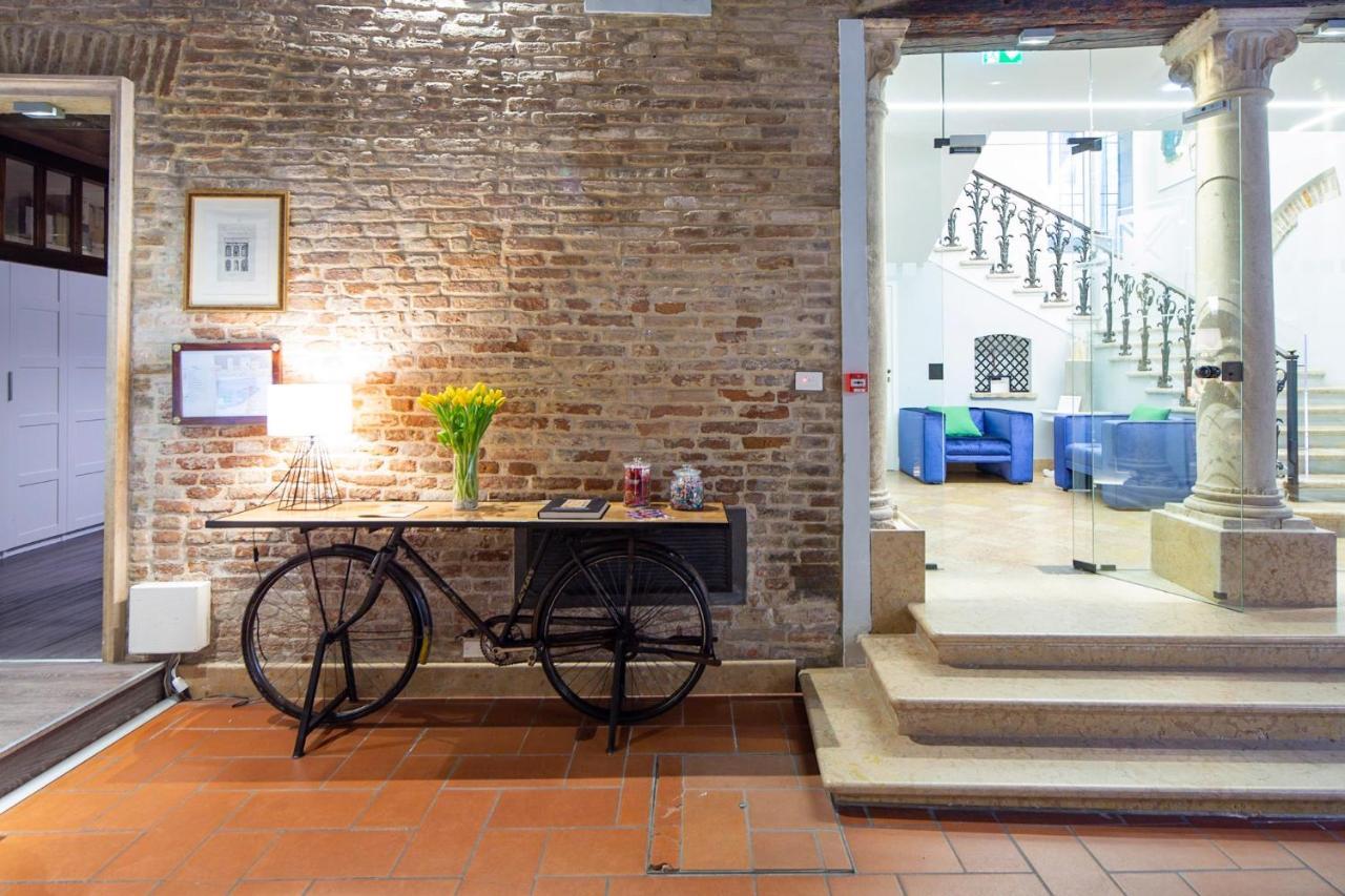 Maxxim Hotel & Loft Ferrara Dış mekan fotoğraf